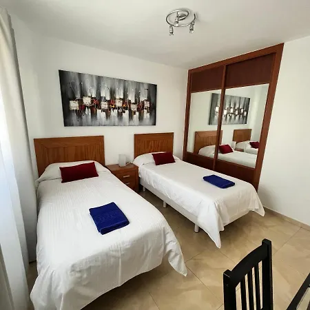 Arcos B2 - 2 Beds - 1 Bath - Views *