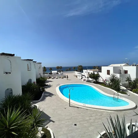 Arcos B2 - 2 Beds - 1 Bath - Views Puerto del Carmen (Lanzarote)